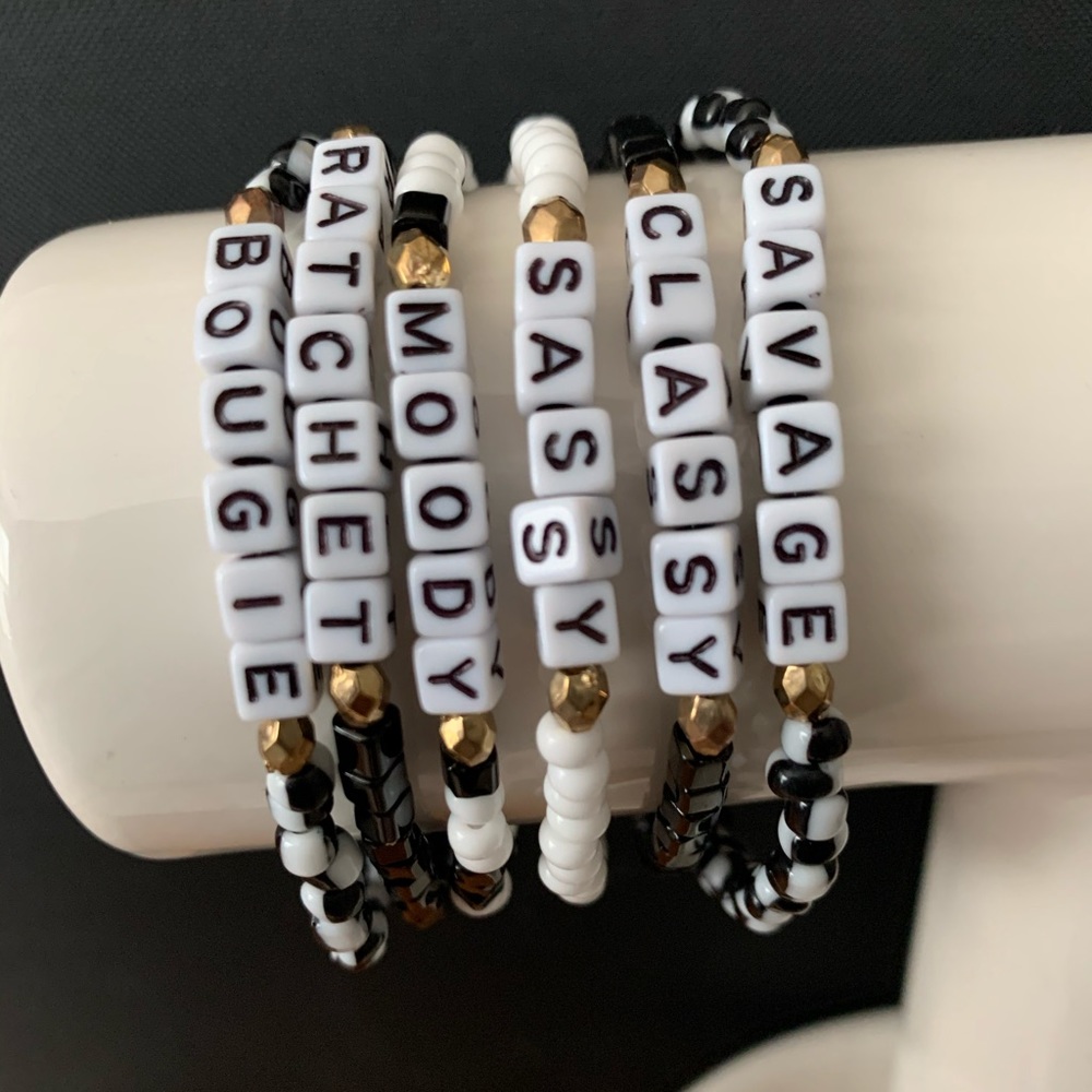 Savage bracelet set